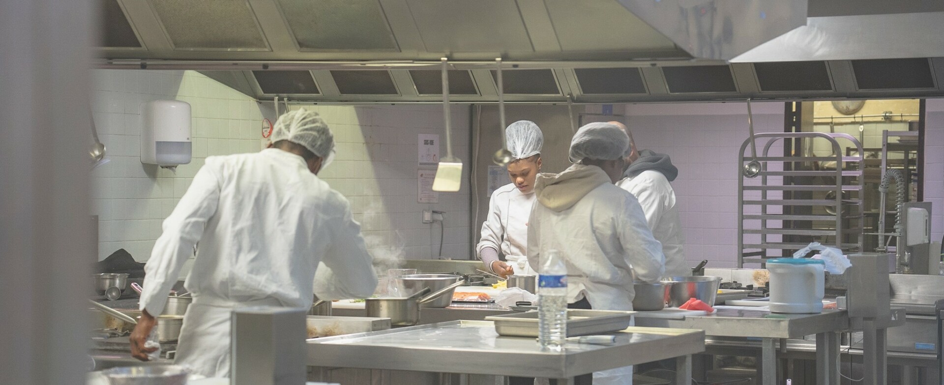 Header Collective Formation HCR